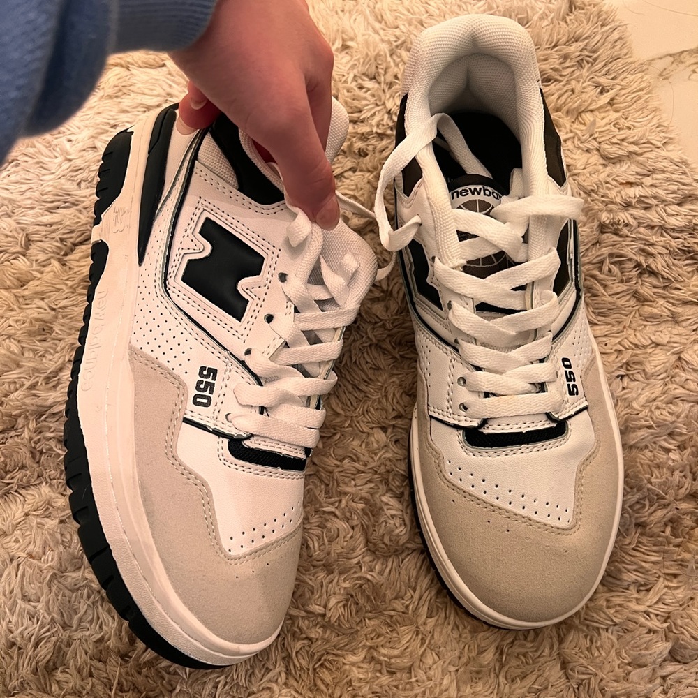 NEW!! New balance 550